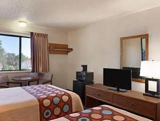 Super 8 By Wyndham Wall Buitenkant foto